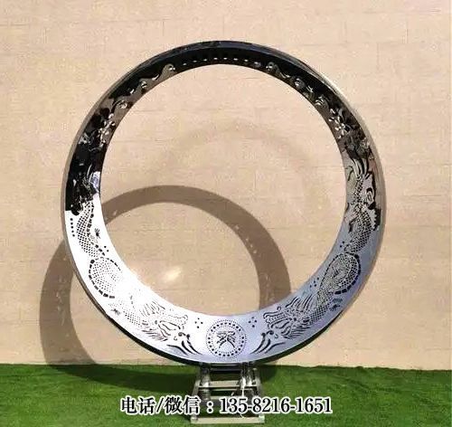 不銹鋼鏤空圓環(huán)景觀雕塑 不銹鋼鏤空圓環(huán)景觀雕塑